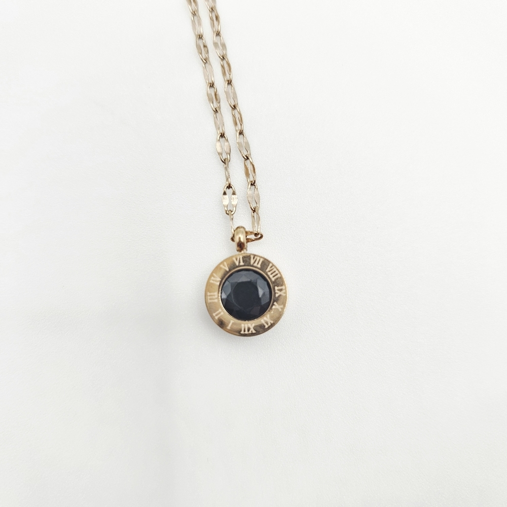 Roman Numeral Clock Small Circle Pendant Necklace Gold Plated New